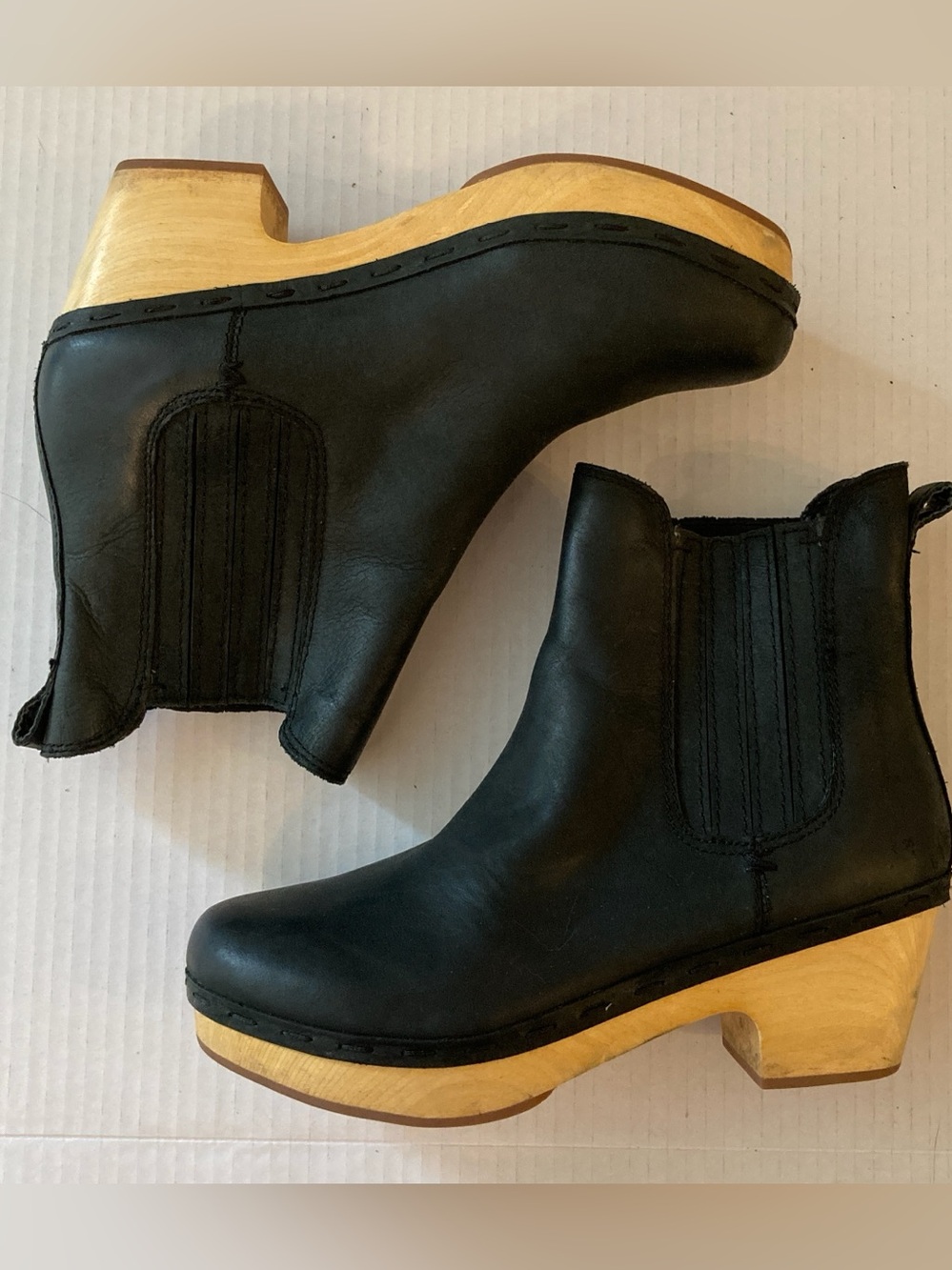 FRYE AND CO. Black Leather Clog Booties with Natural Wood Platform
